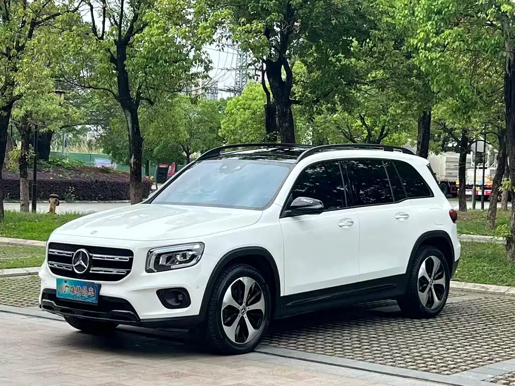 Mercedes-Benz GLB 2020 — фото 1