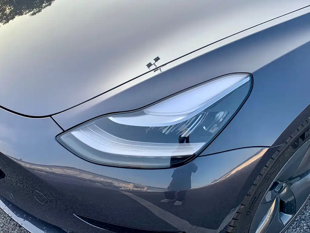 Tesla Model 3 2020 — фото 10