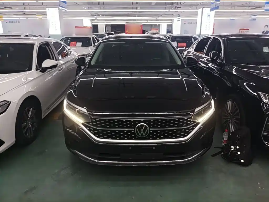 Volkswagen Passat 2022