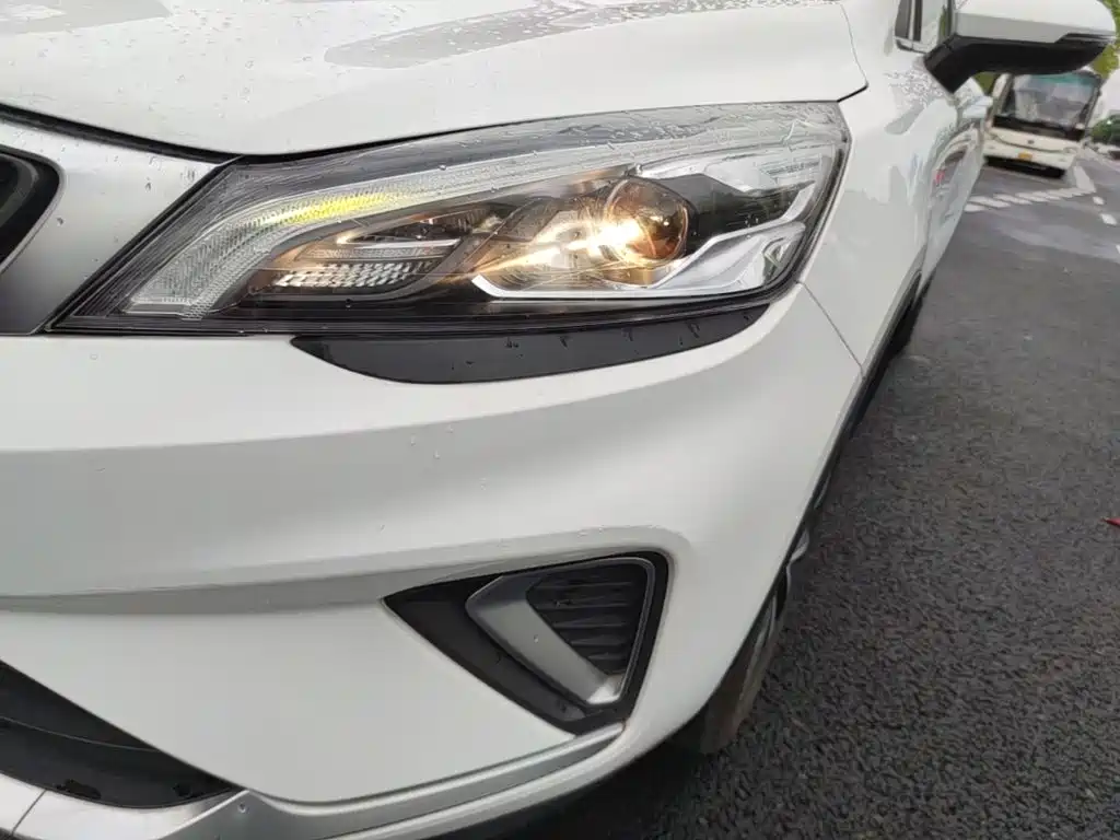 Geely Emgrand GS 2019 — фото 24