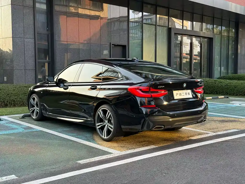 BMW 6 Series GT 2023 — фото 7