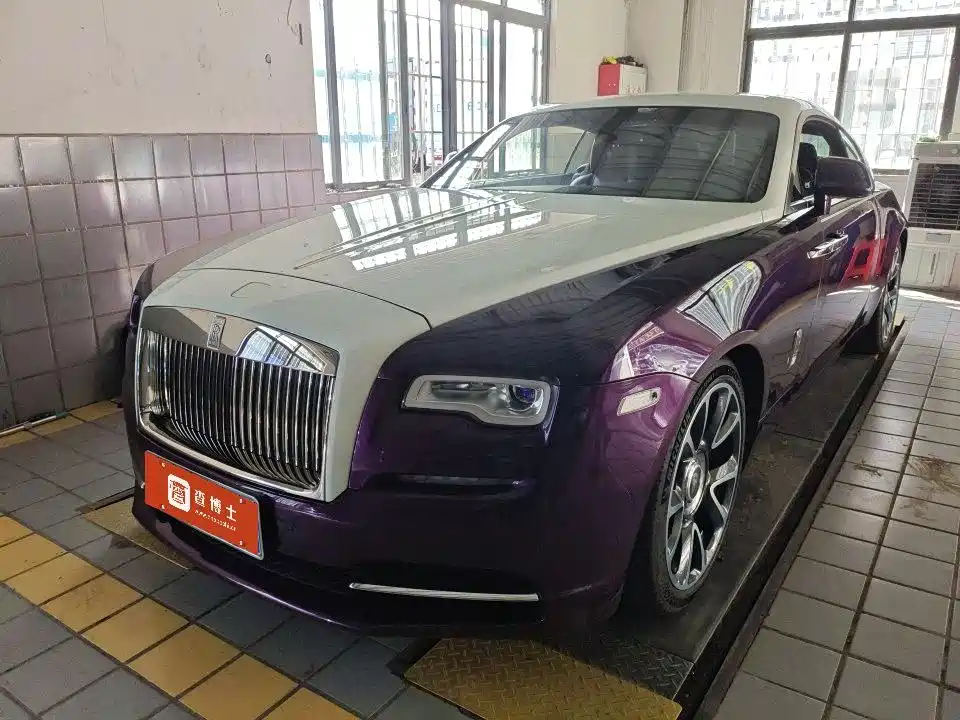 Rolls-Royce Phantom 2019 — фото 1