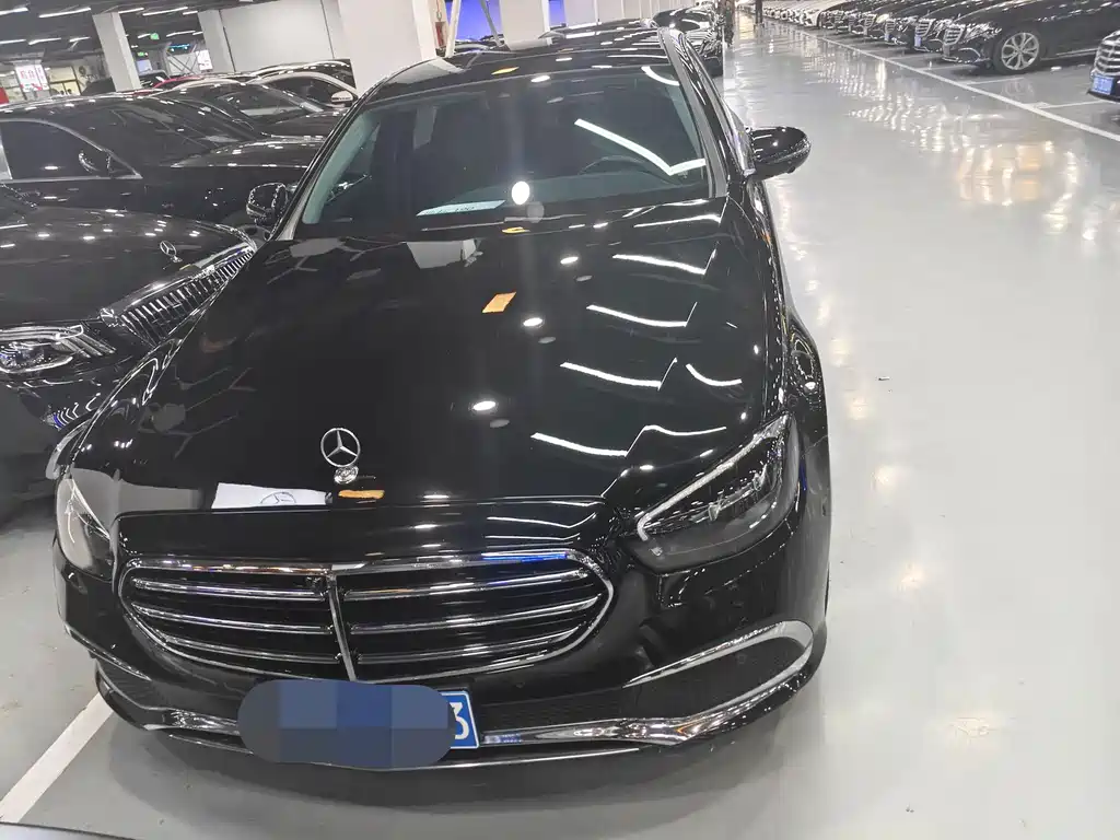 Mercedes-Benz E-Class 2021