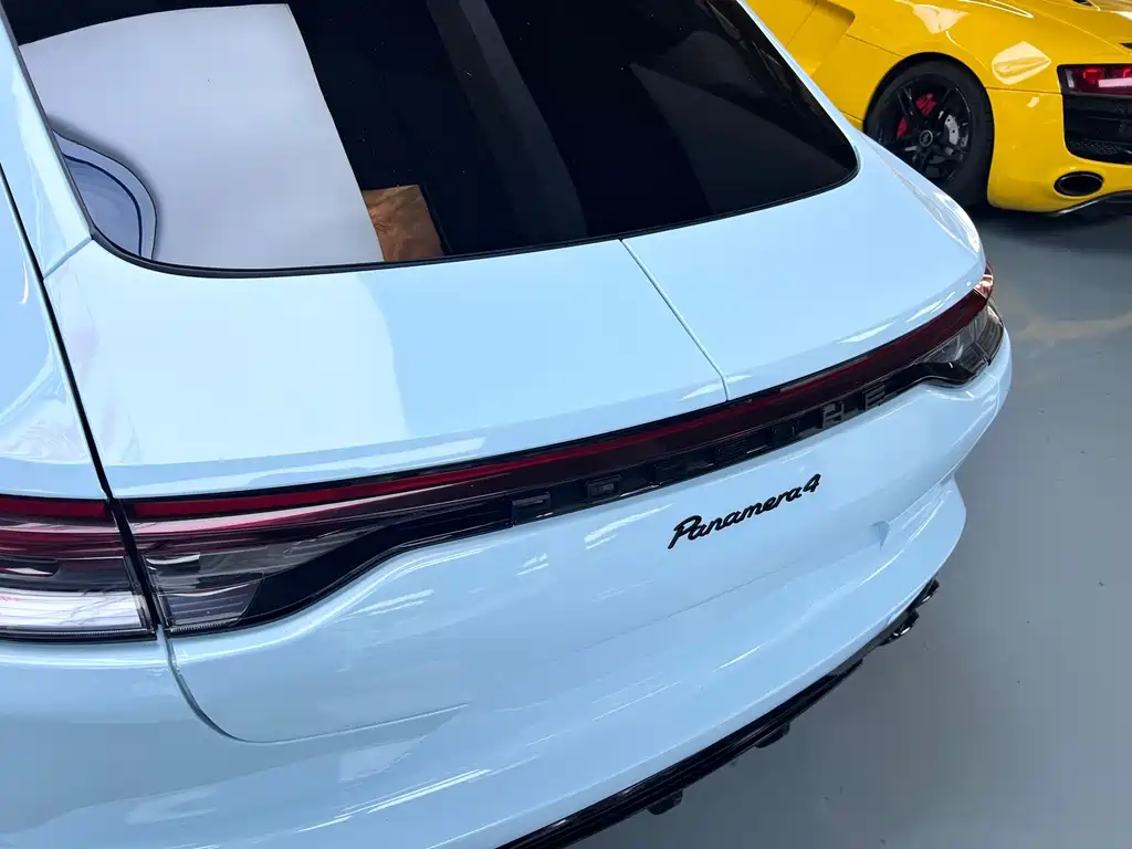 Porsche Panamera 2014 — фото 17