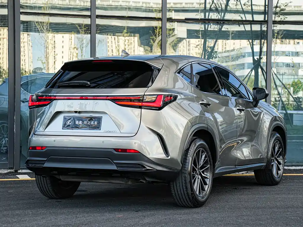 Lexus NX 2023 — фото 4