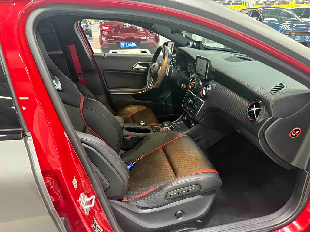 Mercedes-Benz A-Class AMG 2015 — фото 15