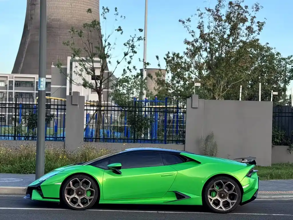 Lamborghini Huracan 2017 — фото 9