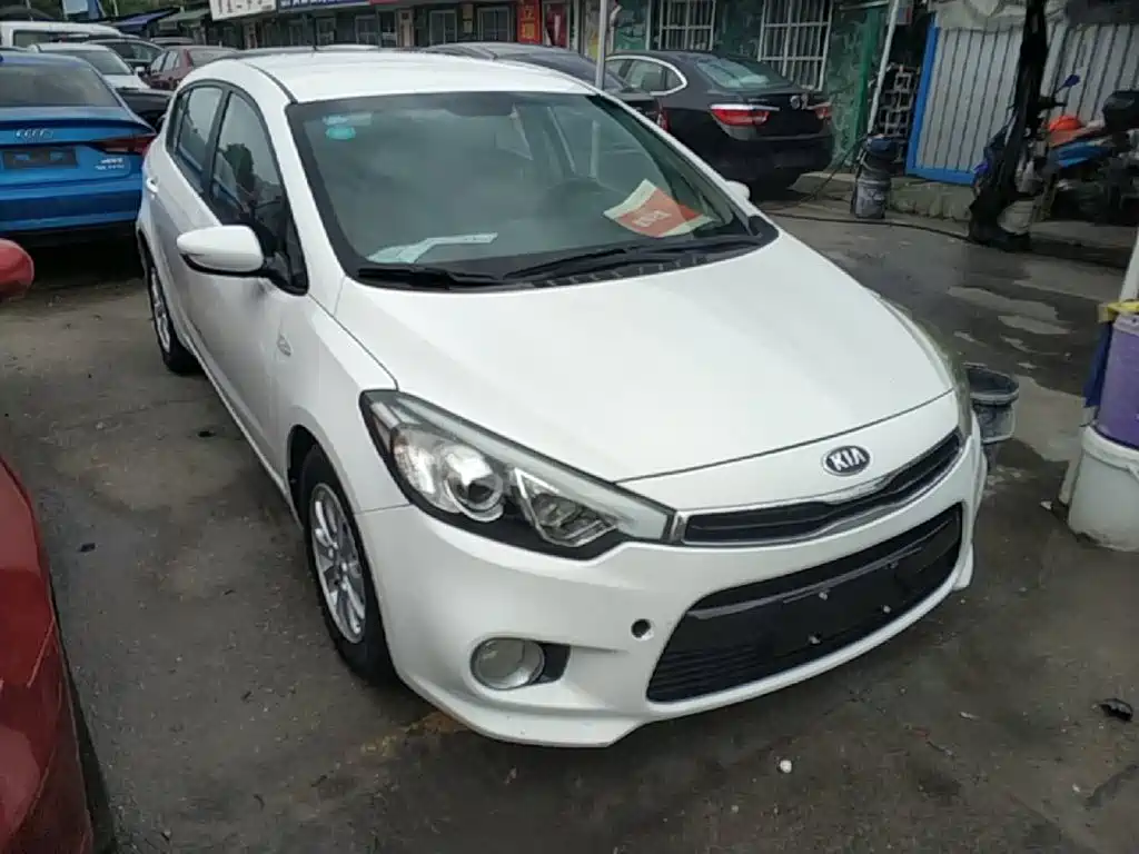 Kia K3S 2015