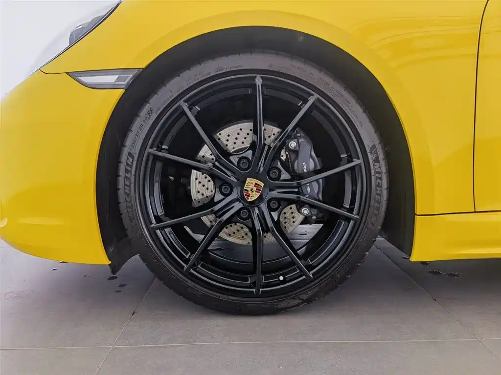 Porsche 718 2022 — фото 17