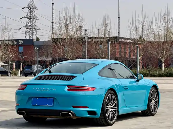 Porsche 911 2016