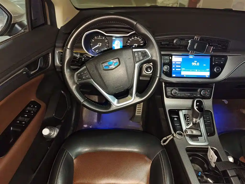 Geely Emgrand GS 2018 — фото 3