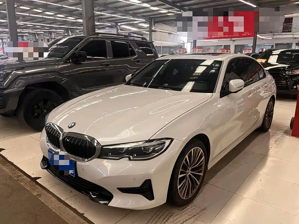 BMW 3 Series 2021