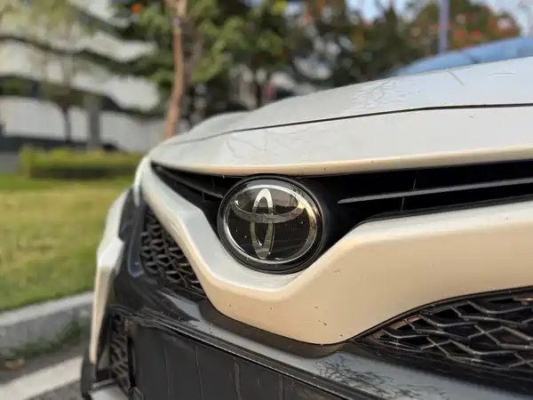 Toyota Camry 2019
