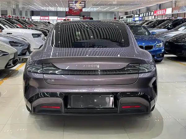 Xiaomi SU7 2025