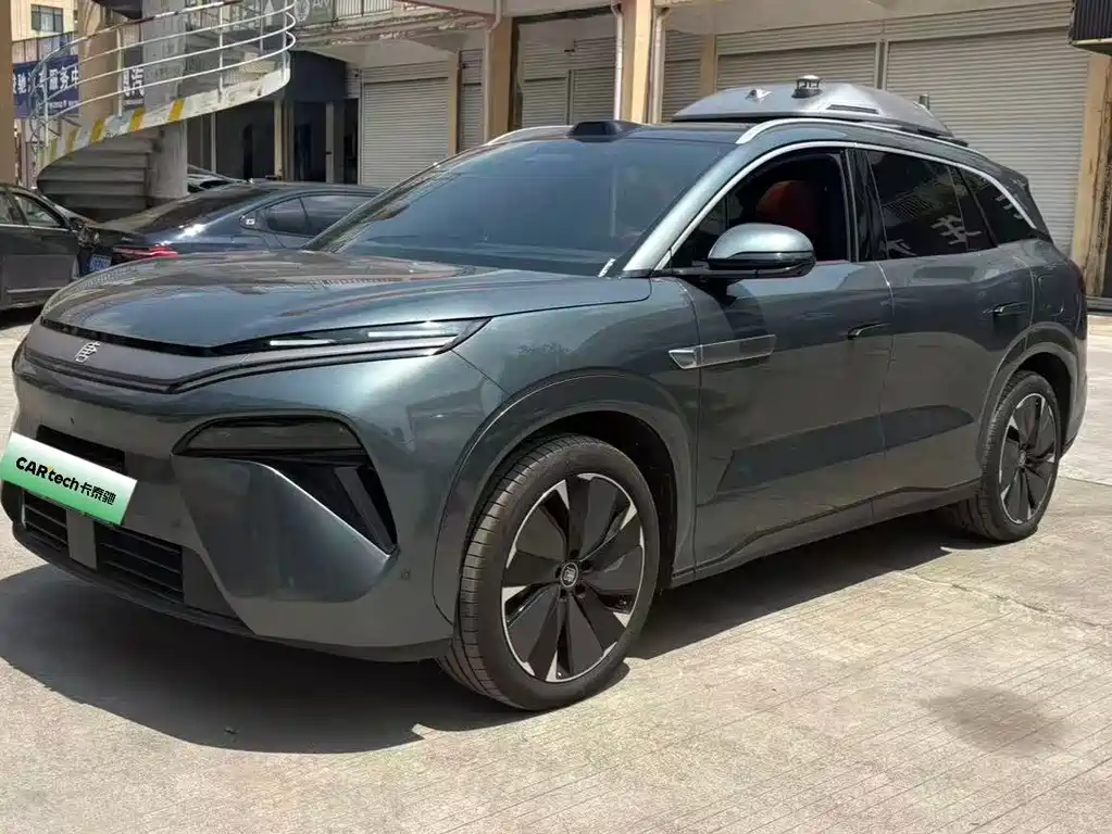 BYD Tang L 2025 — фото 1