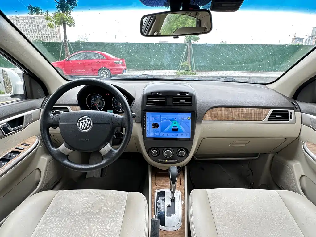 Buick Excelle 2016 — фото 18