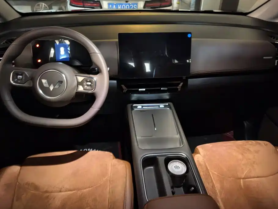 Wuling Starlight 730 New Energy 2025 — фото 12