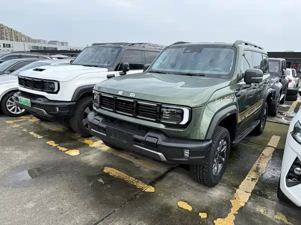 BAIC BJ40 2025