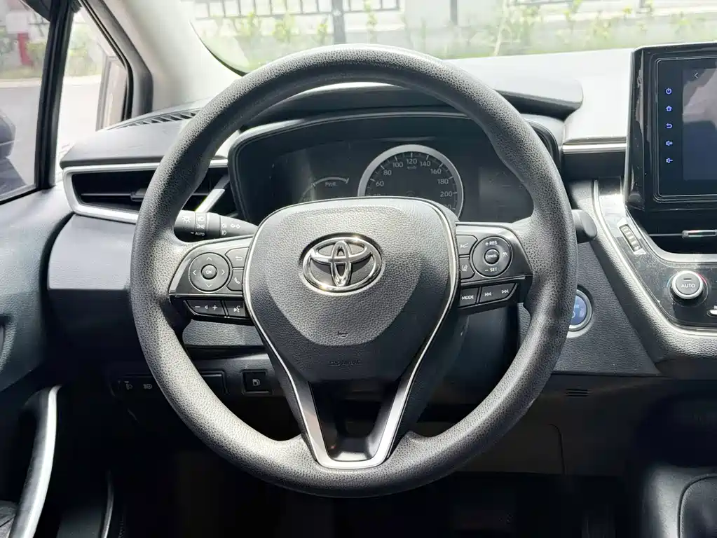 Toyota Corolla 2022 — фото 14