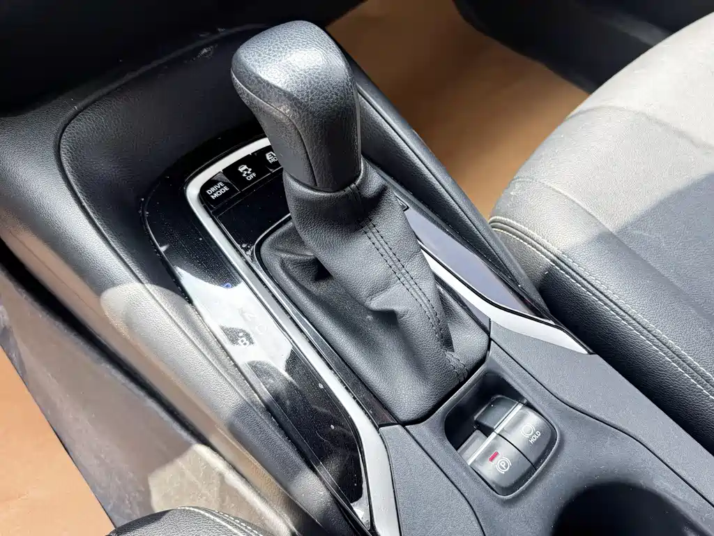 Toyota Corolla 2022 — фото 18