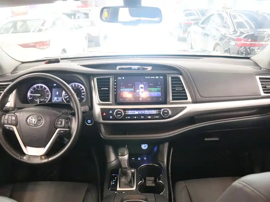 Toyota Highlander 2018