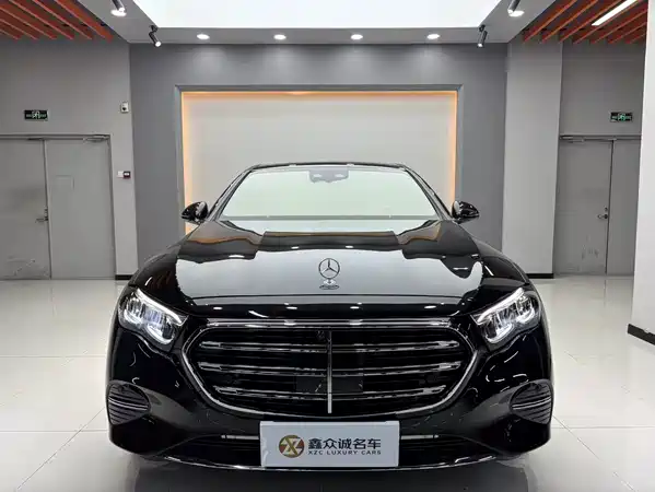 Mercedes-Benz E-Class 2025