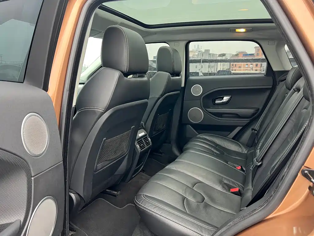 Land Rover Evoque 2014 — фото 11