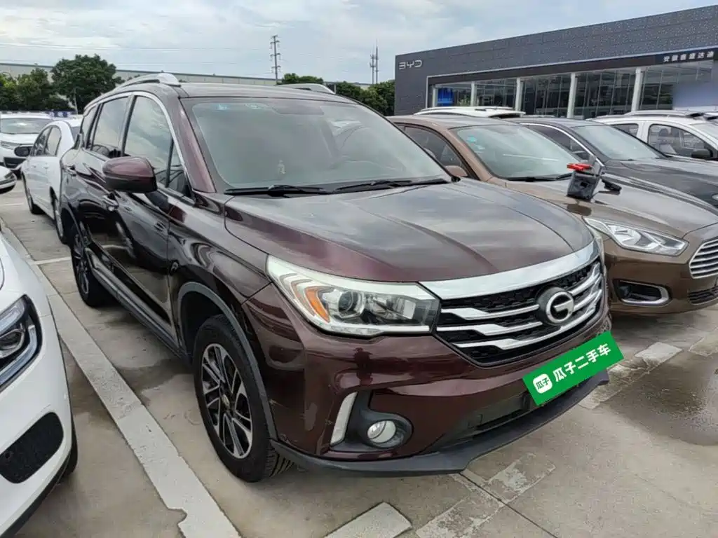 GAC Trumpchi GS4 2017 — фото 4