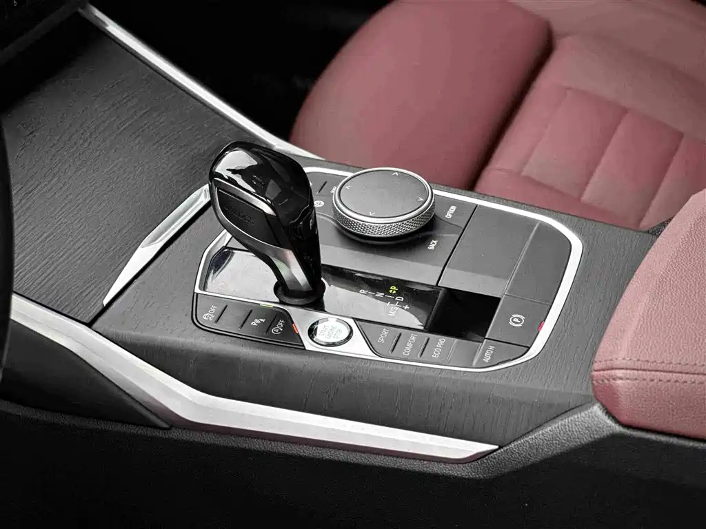 BMW 3 Series 2021 — фото 11