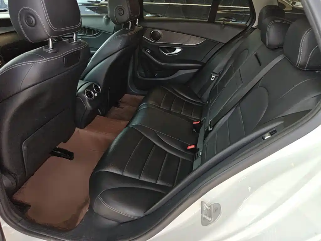 Mercedes-Benz C-Class 2016 — фото 17