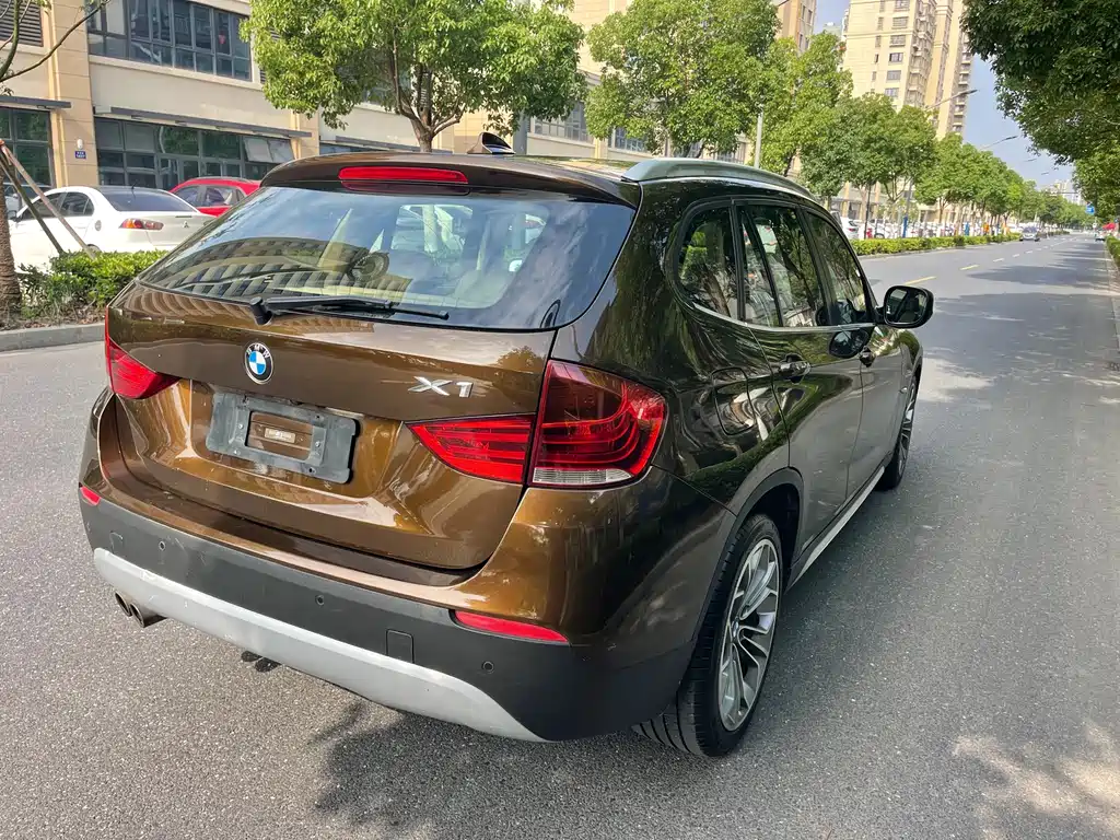 BMW X1 2015 — фото 4