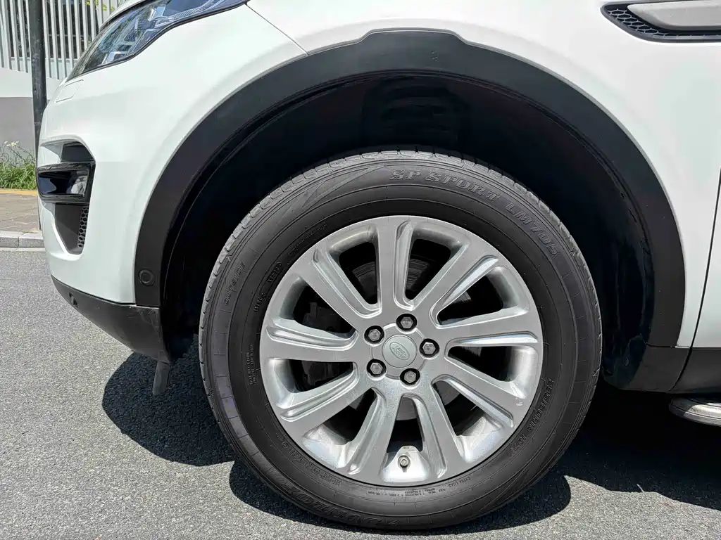 Land Rover Discovery Sport 2019 — фото 4