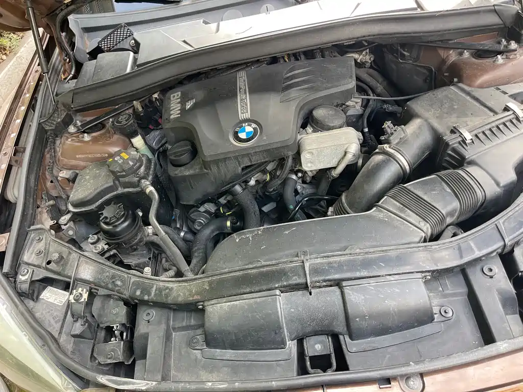 BMW X1 2015 — фото 12