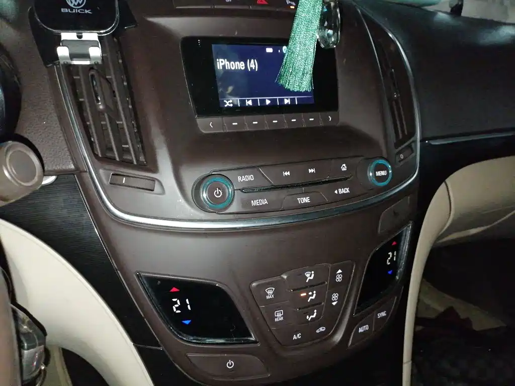 Buick Regal 2014 — фото 14