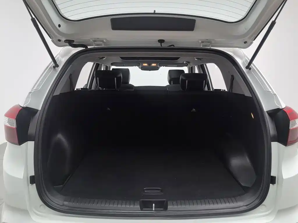 Hyundai ix25 2016 — фото 16