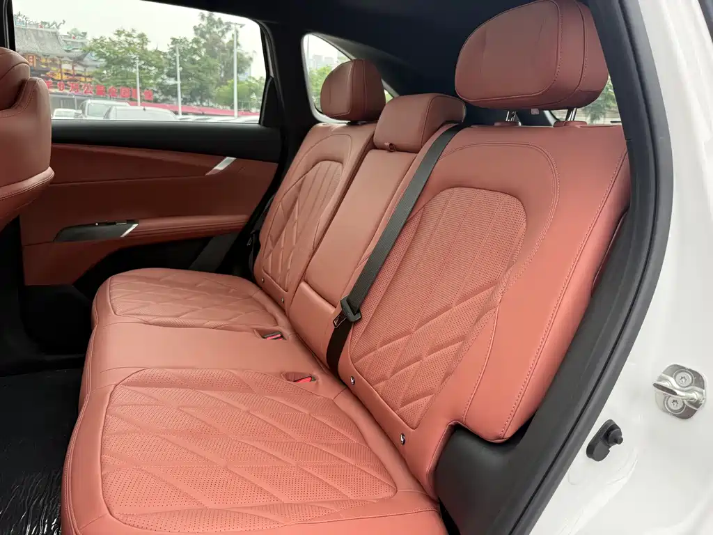 Changan CS75 PLUS 2026 — фото 10