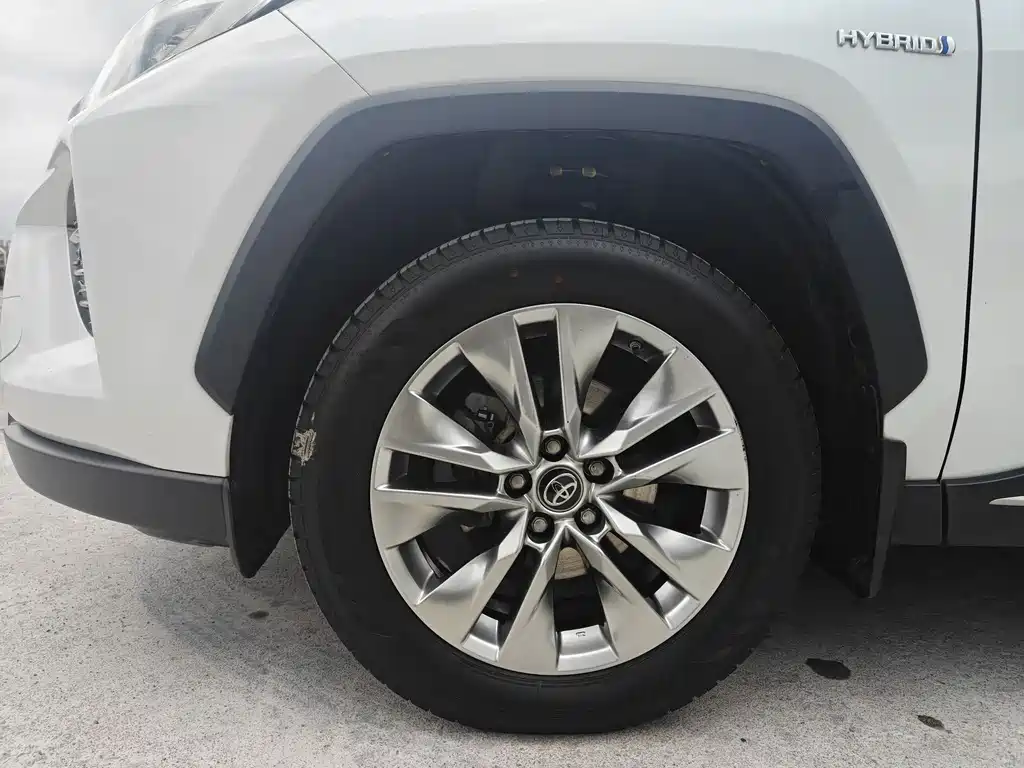 Toyota Wildlander 2021 — фото 19