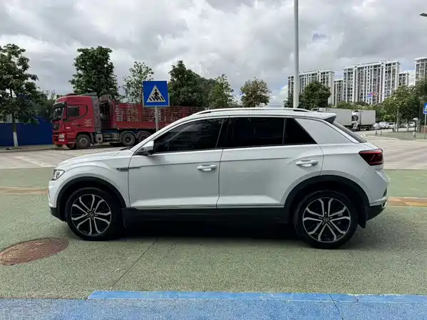 Volkswagen T-Roc 2021
