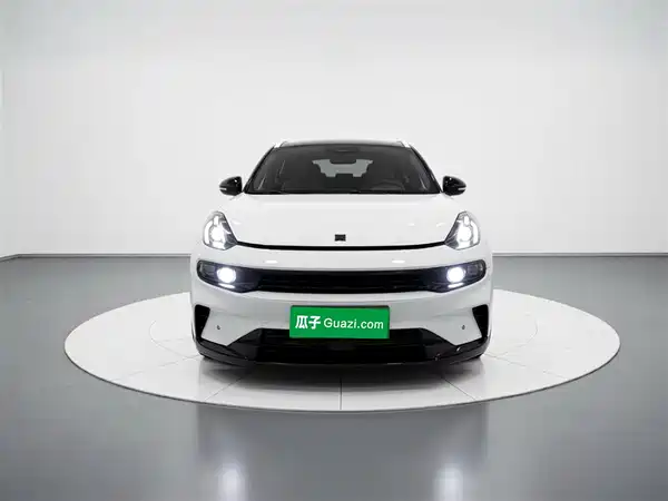 Lynk & Co 06 2023