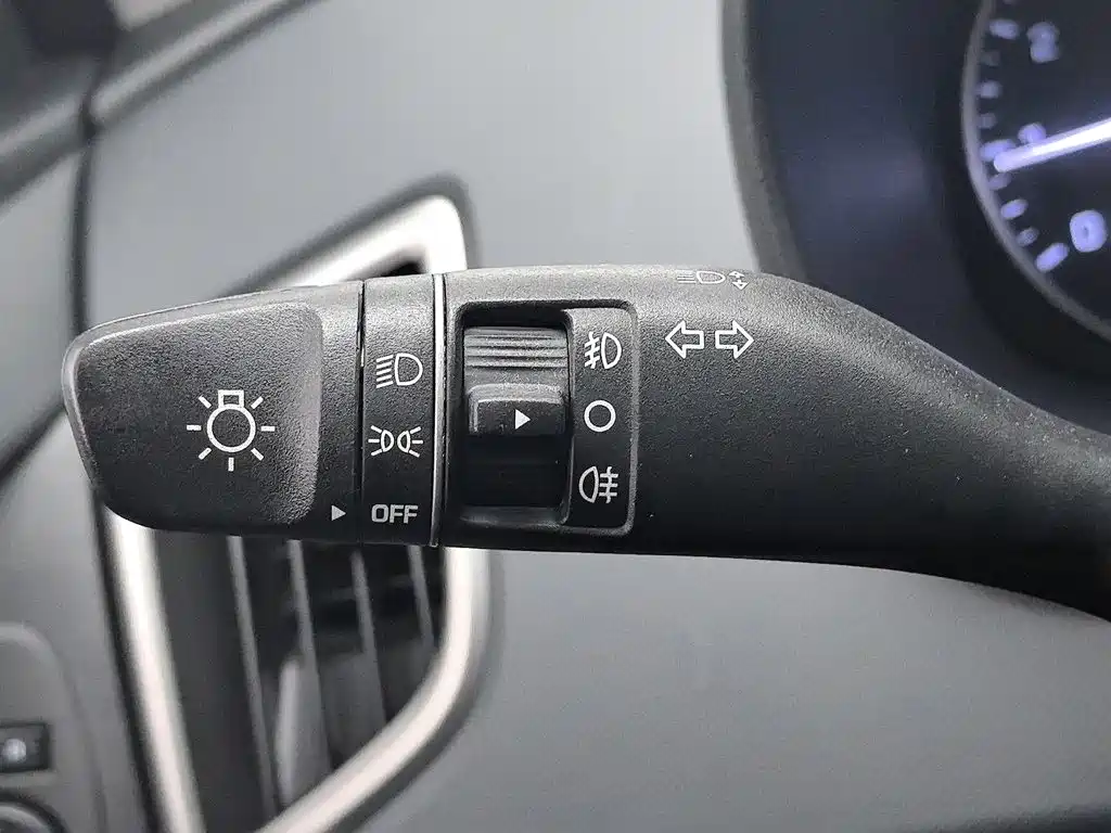 Hyundai ix25 2016 — фото 21