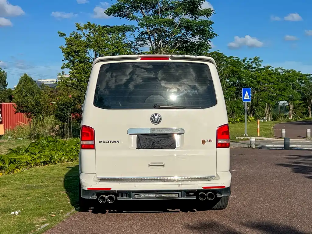 Volkswagen Multivan 2016 — фото 8