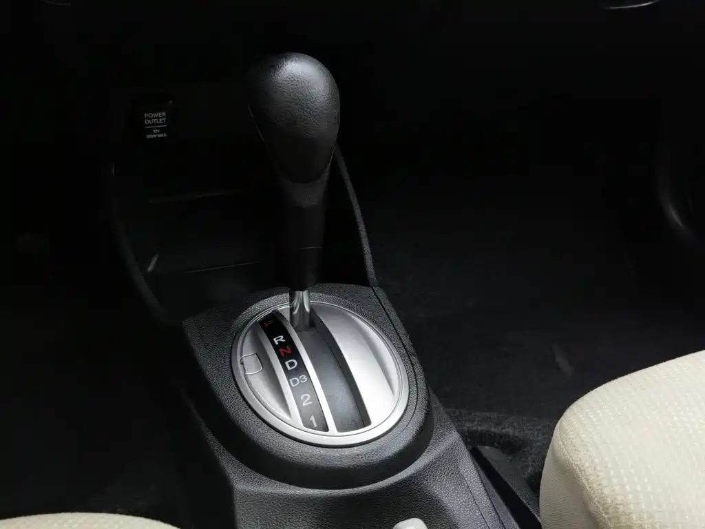 Honda Fit 2013 — фото 13