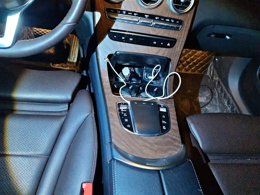 Mercedes-Benz GLC 2022 — фото 16