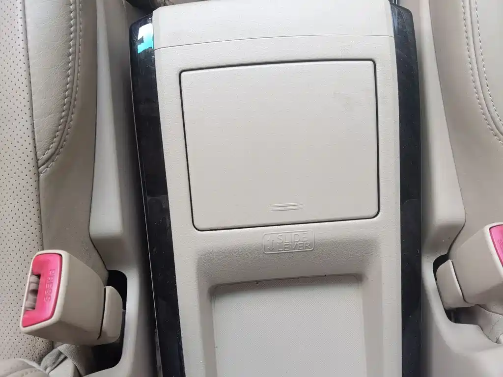 Toyota Alphard 2016 — фото 10