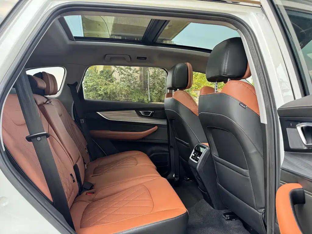 Chery Tiggo 8 PLUS 2021 — фото 11