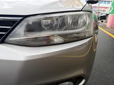 Volkswagen Sagitar 2014