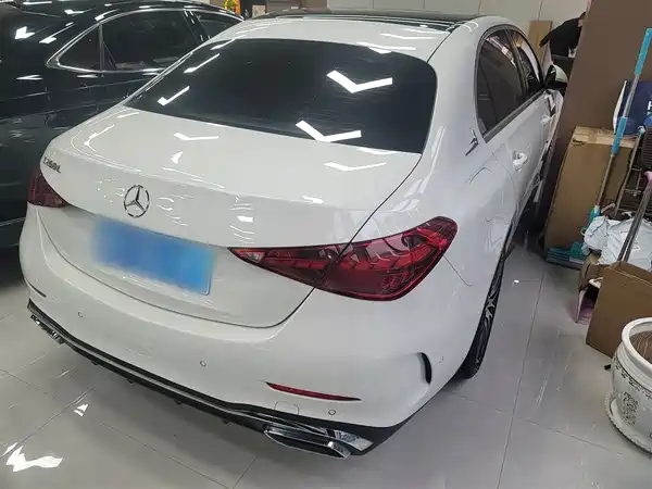Mercedes-Benz C-Class 2022