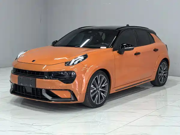 Lynk & Co 02 Hatchback 2021