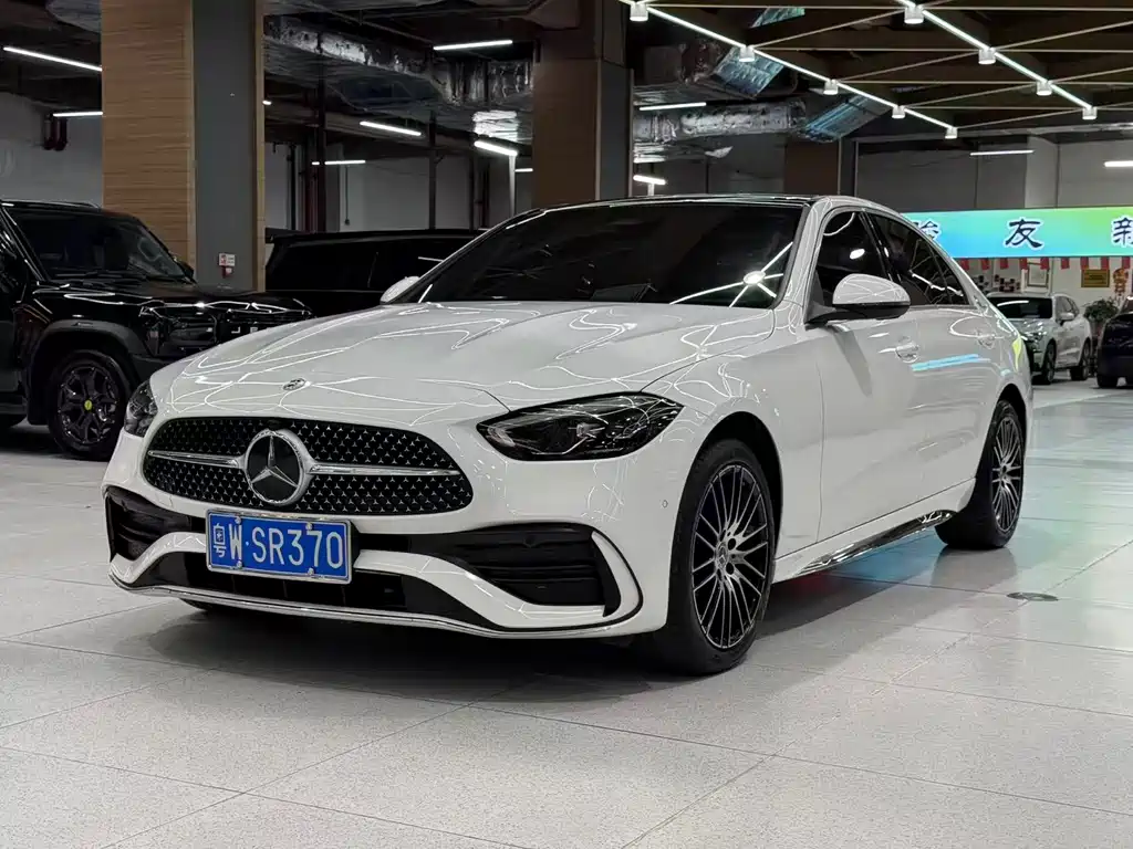 Mercedes-Benz C-Class 2022