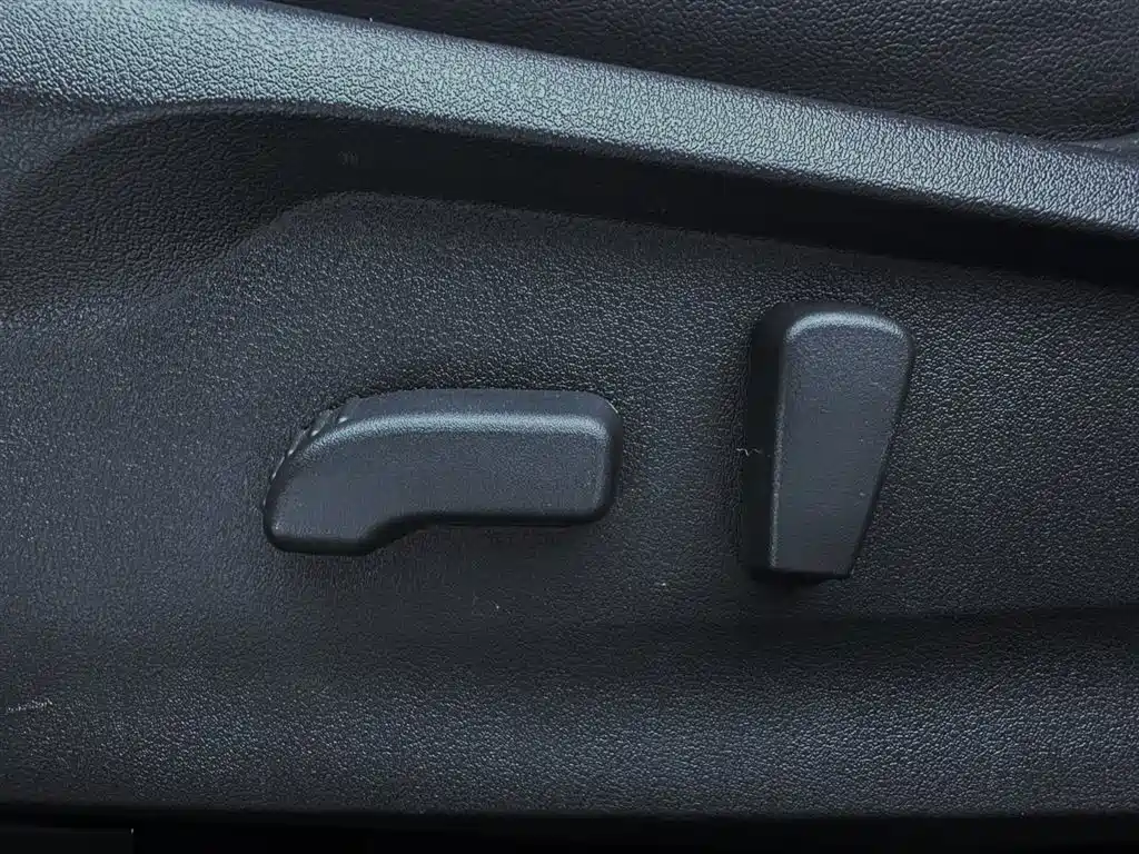 Subaru Forester 2023 — фото 23